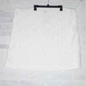 Torrid Sheer Texture‎ Knit Tube Top Bright White 6 6X 30 New with tags